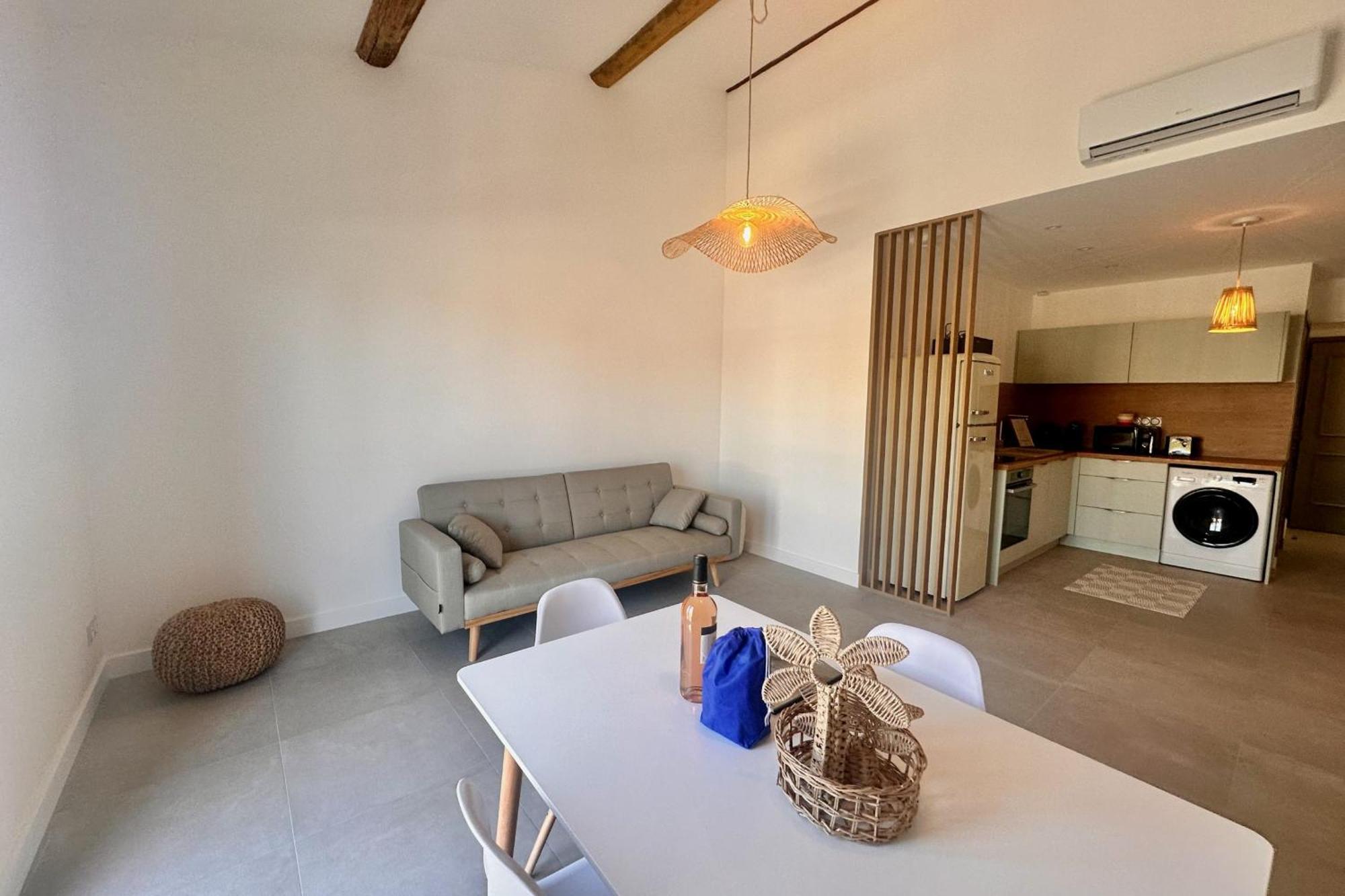 Les Palmiers - Appartement Une Chambre Vue Canal Le Grau-du-Roi Extérieur photo